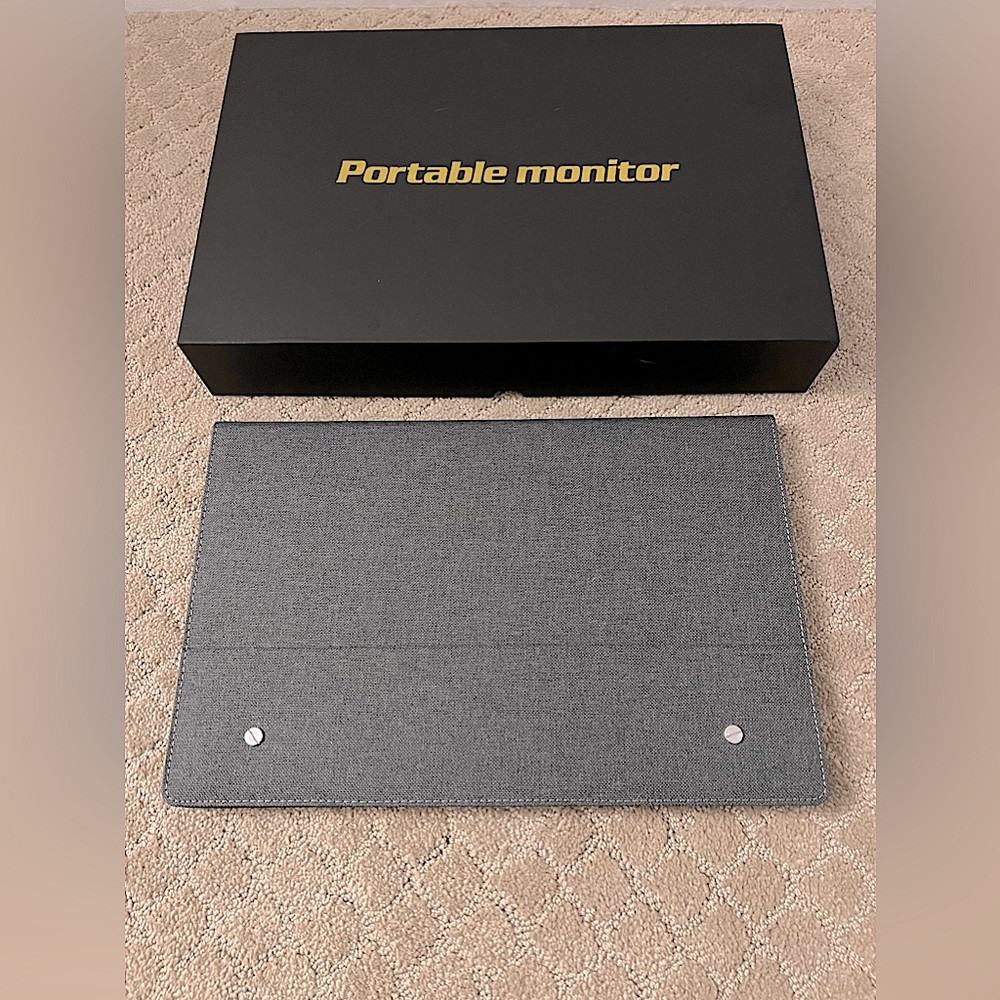 External Portable Monitor | 15.6 in | EUC